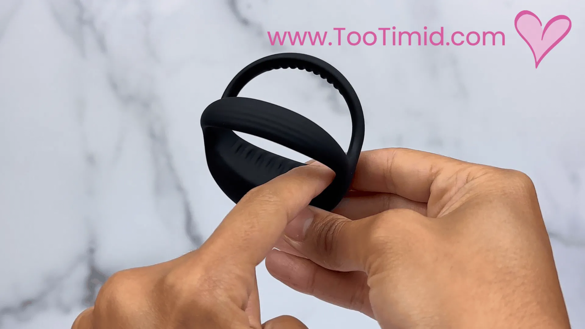 ADMIRE Dual Silicone Vibrating C-Ring with Remote