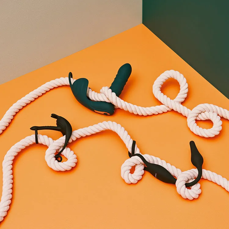 Plug & Tug Vibrating Cock Ring Butt Plug
